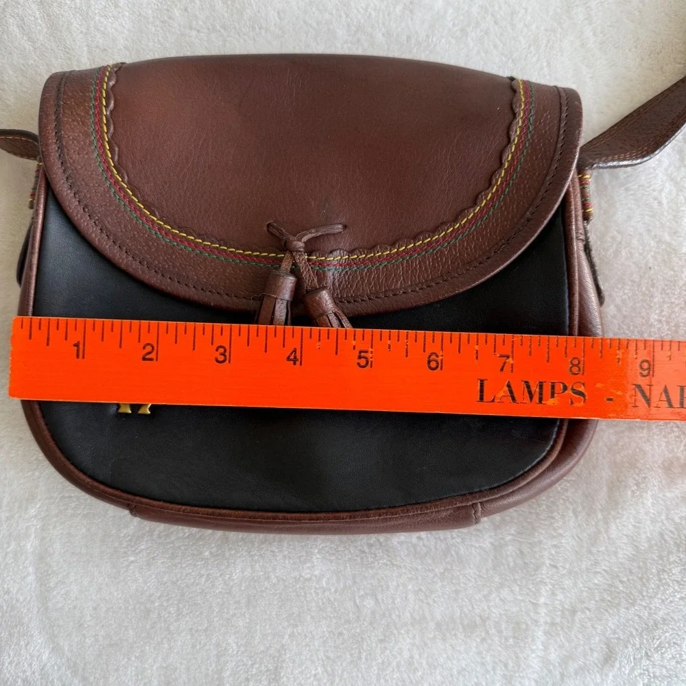 Vintage Etienne Aigner Leather Small Crossbody Purse Bag Tassles‎ Brown Black